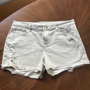 Womens Old Navy khaki shorts